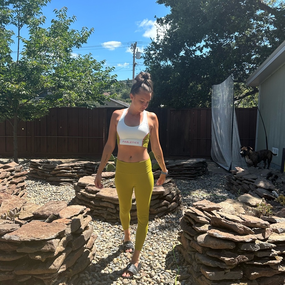 Fabletics White Sports Bra and Green Leggings